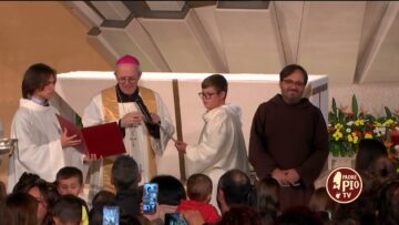 Benedizione Dei Bambini. Festa Di San Pio Da Pietrelcina 23 Settembre 2022