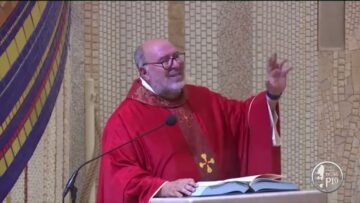 Padre Pio Ci Indica Il Crocifisso Come Percorso Privilegiato Di Salvezza. Fr Nazario Vasciarelli