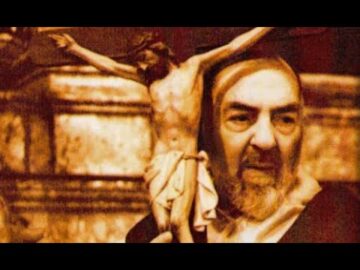 La Piaga Al Costato Di Padre Pio Era A Forma Di Croce