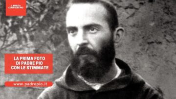 La Prima Foto Di Padre Pio Con Le Stimmate