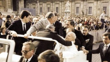 Nel 1948, 33 Anni Prima, Padre Pio Predisse Lattentato A Giovanni Paolo II