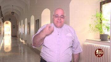 Noi Sacerdoti Amministriamo Il Sangue Di Cristo Affermò Padre Pio(Dritto Al Cuore 15 Ottobre 2022)