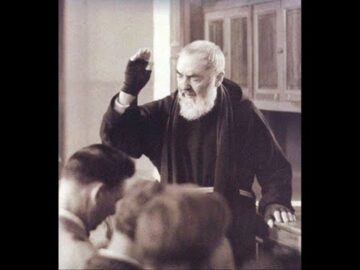 Padre Pio: Abbiate Fiducia In Dio