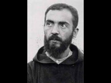 Padre Pio Ha Una Malattia Misteriosa