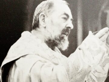 Padre Pio In Bilocazione A Firenze