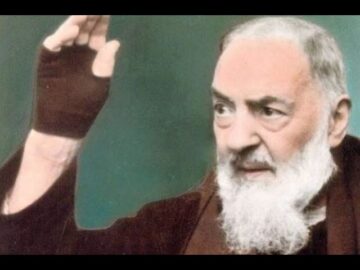 Padre Pio Le Diede Uno Schiaffo E Guarì