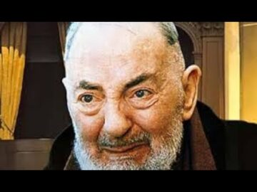 Padre Pio Piange Per Un Confratello