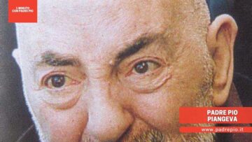 Padre Pio Piangeva