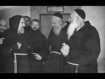 Padre Pio Prega Per LOrdine Dei Frati Cappuccini