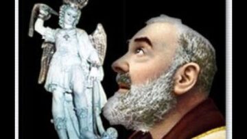 Padre Pio Protetto Da San Michele