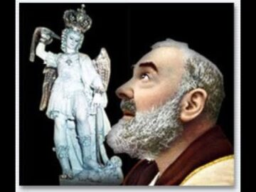 Padre Pio Protetto Da San Michele