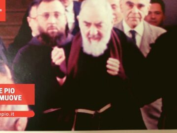 Padre Pio Si Commuove