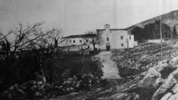 Per Incontrare Padre Pio La Gente Aspettava Anche 15 Giorni Fuori Dal Convento (1919)