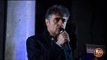 Antonio Stornaiolo: Con Toti E Tata Risate Leggere Ma Non Superficiali (artisti Per Padre Pio)