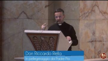 Con Don Riccardo Rella E I Pellegrini Di Andria Da Padre Pio
