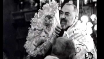 Gesù Bambino E Padre Pio (storia Di Padre Pio)