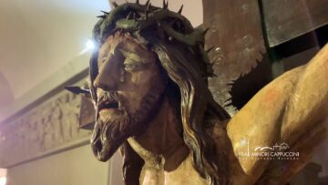 Preghiera Al Crocifisso Delle Stimmate Di Padre Pio Contro Il Flagello Del Coronavirus