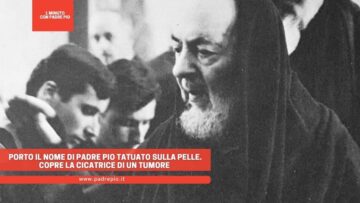 Porto Il Nome Di Padre Pio Tatuato Sulla Pelle. Copre La Cicatrice Di Un Tumore
