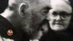 Alégrate, Llena Eres De Gracia: El Señor Está Contigo. La Voz Del Padre Pio. Fr. Hugo Mejia Morales