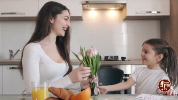 Mamme DItalia: Chi Sono, Come Stanno, Cosa Vogliono. Un Libro Di Monica D’Ascenzo E Manuela Perrone
