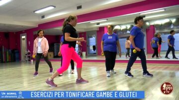 ESERCIZI PER TONIFICARE GAMBE E GLUTEI (Un Giorno Un Allenamento 7 Gennaio 2025)