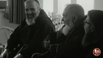 Padre Onorato, Prega Padre Pio Che Possiamo, Come Allora, Tutti E Tre Parlare, Ridere E Scherzare