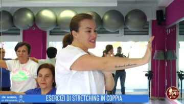 ESERCIZI DI STRETCHING IN COPPIA (Un Giorno Un Allenamento11 Marzo 2025)