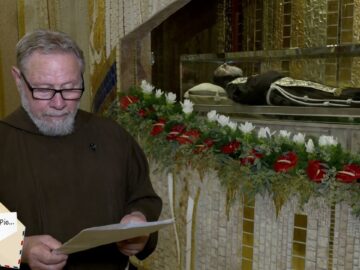 Caro Padre Pio, Aiutami A Recuperare Lamore Dei Miei Fratelli