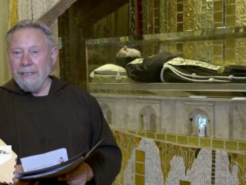 Caro Padre Pio, Grazie Per Tutto Quello Che Hai Fatto Per Noi