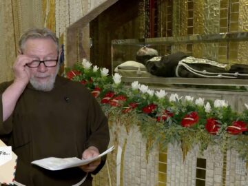 Caro Padre Pio, Prega Per Il Mio Papà Che è Salito Al Cielo