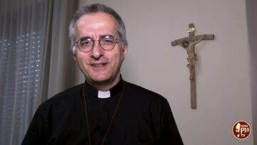 “Il Cuore Della Fede è L’amore Che Diventa Lode.”