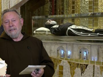 Caro Padre Pio, Spero In Un Lavoro Fisso Per Poi Sposarmi