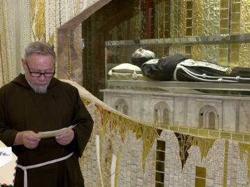 Caro Padre Pio, Ti Chiedo Vivamente Che Tutti I Miei Cari Godono Di Buona Salute