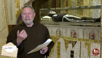 Caro Padre Pio, Ti Ringrazio Per Laiuto Morale E Spirituale Che Mi Doni