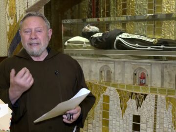 Caro Padre Pio, Ti Ringrazio Per Laiuto Morale E Spirituale Che Mi Doni