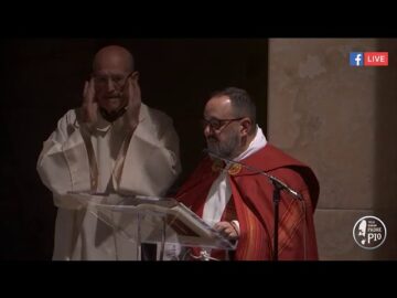 Preghiera Sotto La Croce – 8 Novembre 2019