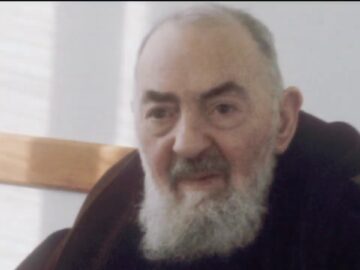 #SantoRosario E #SantaMessa – 22 Aprile 2020 (fr. Marciano Morra)