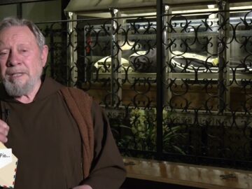 Caro Padre Pio, Intercedi Presso Il Signore Per Riappacificarmi Con Lui