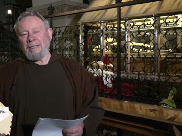 Caro Padre Pio, Ti Supplico, Accogli La Mia Preghiera