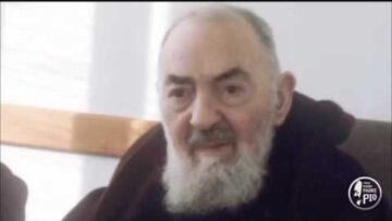 Gruppi Di Preghiera Di Padre Pio #SantoRosario E #SantaMessa – 22 Marzo 2020 (padre Franco MOSCONE)