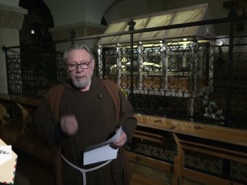 Caro Padre Pio, Prega Per Tutte Le Persone Che Vivono La Propria Sofferenza