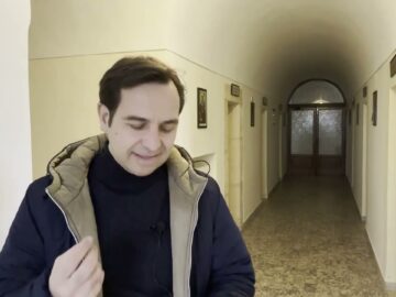 Padre Pio Al Cieco: Beato Te Che Non Vedi Il Fango E Il Marciume Di Questo Mondo