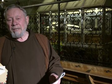 Caro Padre Pio, Aiuta Questa Mamma A Non Soffrire Per I Suoi Figli