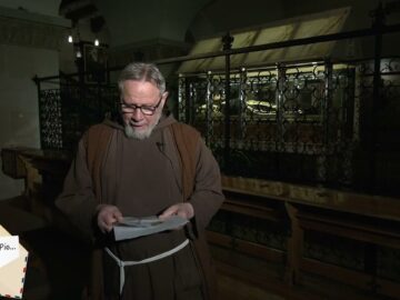 Caro Padre Pio, Metto La Mia Famiglia E Chi Porto Nel Cuore Nelle Tue Mani.