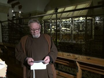 Caro Padre Pio, Prega Per Me Affinché Possa Trovare La Guarigione Da Ogni Malattia.