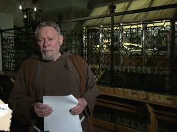 Caro Padre Pio, Soffro Tanto La Solitudine, Ti Prego Aiutami