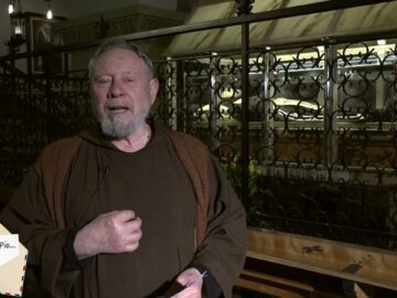 Caro Padre Pio, Ti Chiedo Di Pregare Anche Per Me