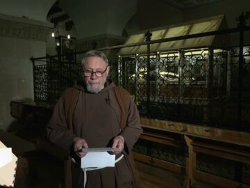 Caro Padre Pio, Ti Prego, Veglia Su Tutta La Mia Famiglia