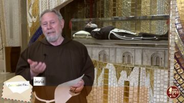 Caro Padre Pio, Prega Per Noi Giovani Affinché Possiamo Affrontare Un Futuro Migliore
