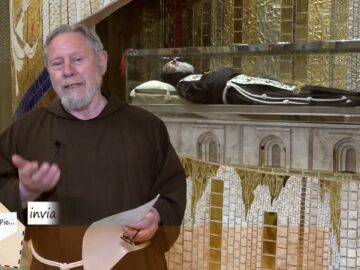 Caro Padre Pio, Prega Per Noi Giovani Affinché Possiamo Affrontare Un Futuro Migliore